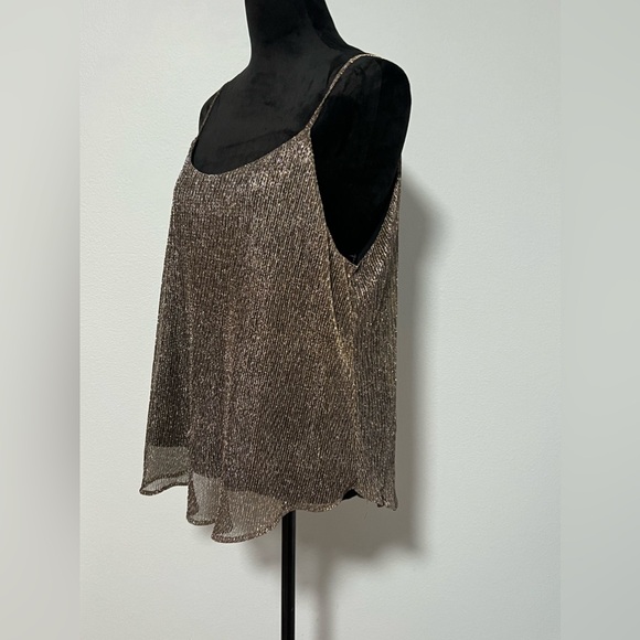 PAPER CRANE Textured Sleeveless Top - L - Picture 2 of 3